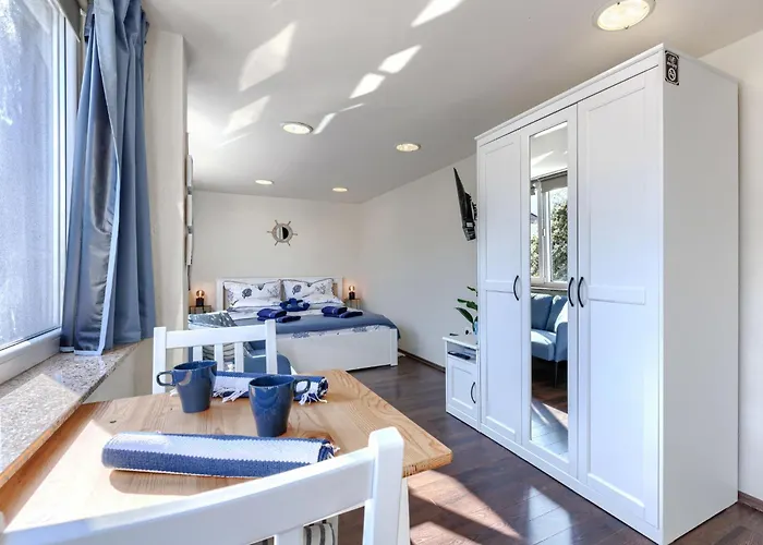 Nina By Interhome Apartman