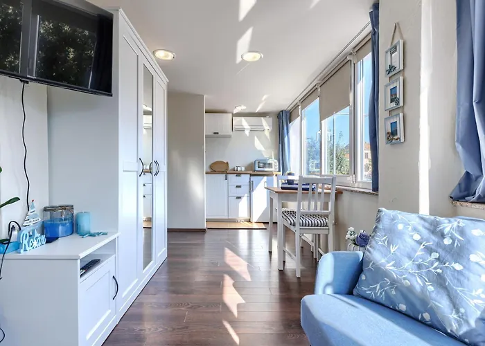 Nina By Interhome Apartman