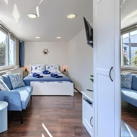 Nina By Interhome Apartment Umag